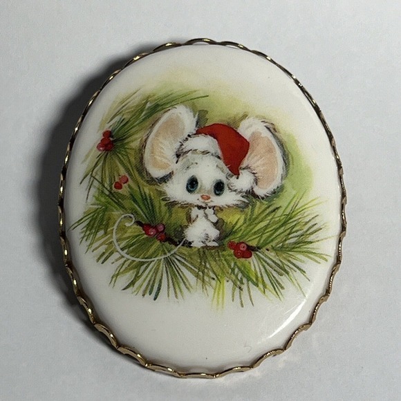 Hallmark Mini Gallery 1973 Vintage Charmer Cameo "Christmas‎ Is Fun" - Picture 6 of 7